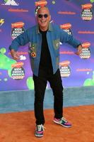 los angeles - 9 april howie mandel bij de 2022 kids choice awards op barker hanger op 9 april 2022 in santa monica, ca foto