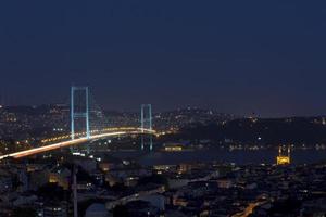 Bosporus-brug (Boğaziçi Köprüsü) foto