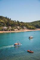 kustgezichten van salcombe in devon, engeland foto