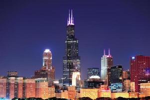 Chicago skyline in de schemering foto