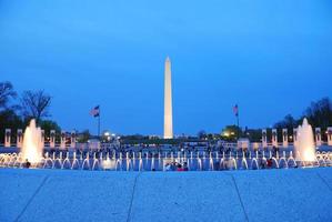 Washington Monument en Tweede Wereldoorlog Memorial, Washington DC. foto