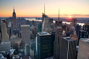 new york city manhattan skyline zonsondergang foto