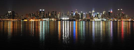 New York City Manhattan midtown skyline 's nachts foto