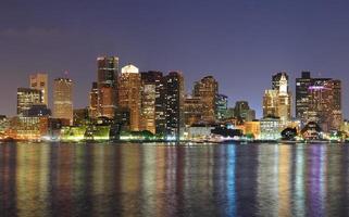 boston downtown in de schemering foto