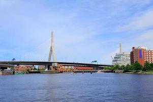 boston zakim bunker heuvel brug foto