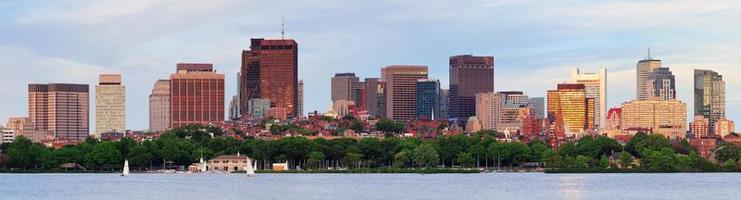 uitzicht op de waterkant van boston foto