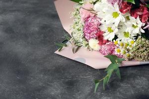 bloemen bezorgservice concept. foto