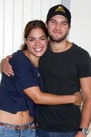 los angeles, 2 aug - kelly thiebaud, bryan craig bij de lunch van de fanclub van het algemeen ziekenhuis 2014 in de sportsmans lodge op 2 augustus 2014 in studio city, ca foto