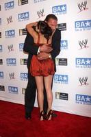 los angeles, 11 aug - triple h, ariel winter aankomst op het be a star zomerevenement in het andaz hotel op 11 augustus 2011 in los angeles, ca foto