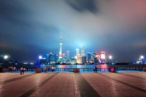 shanghai wolkenkrabbers uitzicht foto