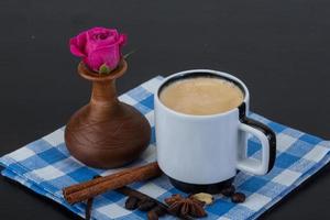 espresso met roos foto