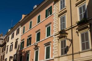 Rome, Italië. typische architectonische details van de oude stad foto