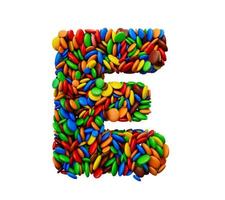 letter e van veelkleurige regenboog snoepjes feestelijk geïsoleerd op een witte achtergrond 3d illustratie foto