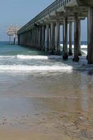 pier op het strand van Scripps in San Diego, Californië foto