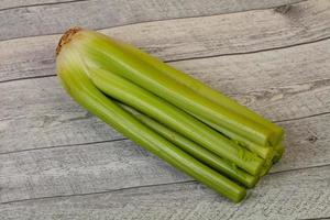 biologische voeding - stengels bleekselderij foto