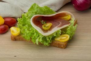 sandwich met hamon foto