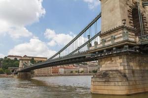 kettingbrug van boedapest, hongarije foto