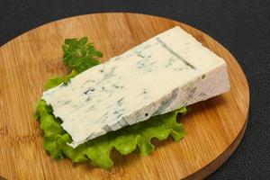 Italiaanse traditionele gorgonzola zachte kaas foto