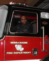 los angeles, jun 8 - cee lo green op de duracell, macht degenen die ons beschermen evenement bij de brandweer van sierra madre op 8 juni 2011 in sierra madre, ca foto