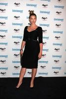 los angeles, 23 jul - natasha henstridge arriveert op de ew comic-con party 2011 op ew comic-con party 2011 op 23 juli 2011 in los angeles, ca foto