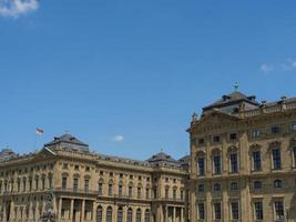 de stad würzburg aan de rivier de Main foto