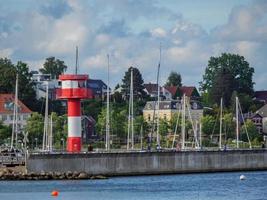 de stad eckernfoerde aan de Oostzee foto