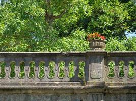 de stad würzburg aan de rivier de Main foto