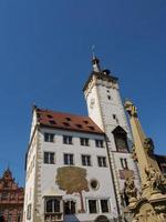 de stad würzburg aan de rivier de Main foto