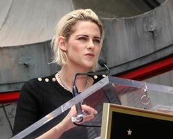 Los Angeles, 4 mei - Kristen Stewart bij de Jodie Foster Hollywood Walk of Fame Star-ceremonie in het tcl Chinese Theatre Imax op 4 mei 2016 in Los Angeles, ca. foto