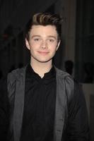 los angeles, 1 mei - chris colfer arriveert bij de glee tv academy screening en panel bij tv academy theater op 1 mei 2012 in noord hollywood, ca foto