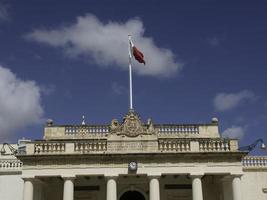 de stad valetta op het eiland malta foto