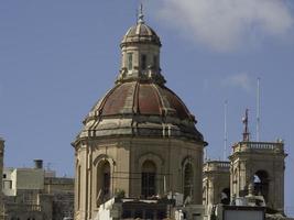 de stad valetta op het eiland malta foto