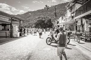 ilha grande rio de janeiro brazilië 2020 het grote tropische eiland ilha grande abraao strand brazilië. foto