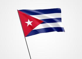 Cuba vlag die hoog op de witte geïsoleerde achtergrond vliegt. 20 mei cuba onafhankelijkheidsdag wereld nationale vlag collectie wereld nationale vlag collectie foto