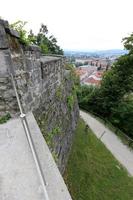 Het kasteel van ljubljana is een fort in de Sloveense hoofdstad ljubljana foto