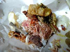 nasi babi guling khas bali of varkensrijst. Indonesisch culinair eten foto
