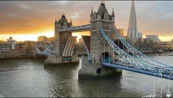 's avonds uitzicht op de torenbrug in Londen foto