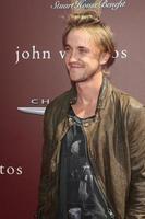 los angeles, 11 maart - tom felton arriveert bij de 9e jaarlijkse john varvatos stuart house benefiet in de john varvatos winkel op 11 maart 2012 in west hollywood, ca foto