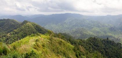 khao sawan gezichtspunt, suan phueng district, ratchaburi provincie thai-birma grens foto