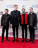 Los Angeles, 24 nov - Imagine Dragons bij de aankomst van de American Music Awards 2013 in Nokia Theatre op 24 november 2013 in Los Angeles, ca. foto