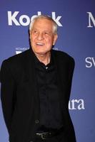 los angeles, 12 jun - garry marshall arriveert bij de crystal and lucy awards 2013 in het beverly hilton hotel op 12 juni 2013 in beverly hills, ca foto