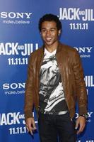 los angeles, 6 nov - corbin bleu bij de première van jack and jill in het dorpstheater op 6 november 2011 in westwood, ca. foto