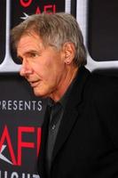 los angeles, 24 april - harrison ford arriveert op de afi night at the movies 2013 in de arclight hollywood theaters op 24 april 2013 in los angeles, ca foto