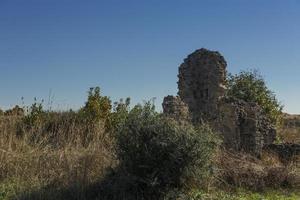 ruïnes aan de zijkant foto