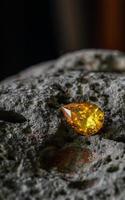 natuurlijke saffier edelsteen, juweel of edelstenen op zwarte glans kleur, verzameling van vele natuurlijke edelstenen op steen foto