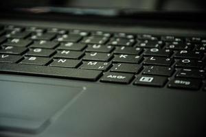 laptoptoetsenbord in close-up in selectieve focus foto