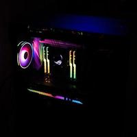 regenboogkleurige verlichting van een spelcomputer foto