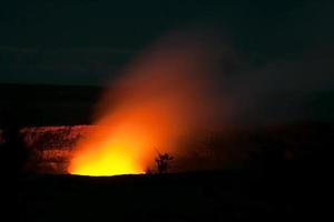 rokende krater van Halemaumau Kilauea vulkaan in Hawaii vulkanen