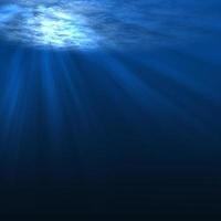 onderwaterscène met lichtstralen