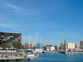 de stad barcelona in spanje foto